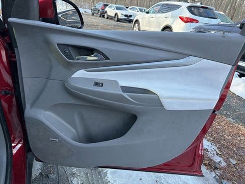 Used 2022 Chevrolet Bolt EUV Premier w/ Sun & Sound Package image 10