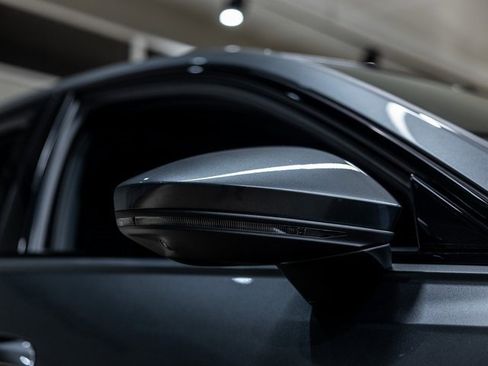 Used 2025 Audi A6 3.0T Premium w/ Convenience Package image 11