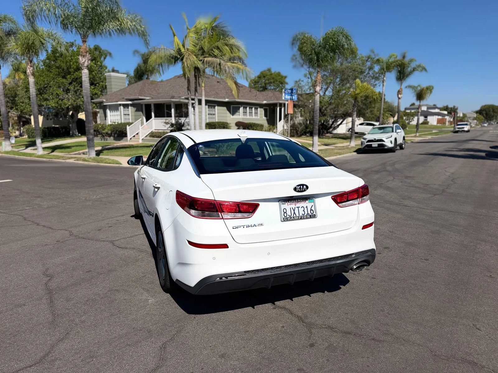 Used 2019 Kia Optima LX FWD image 6