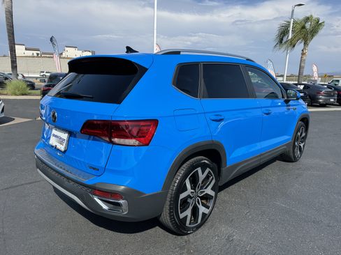Used 2023 Volkswagen Taos SEL AWD/4WD image 9