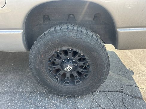 Used 2006 Dodge Ram 2500 Truck SLT w/ Light Group AWD/4WD image 14