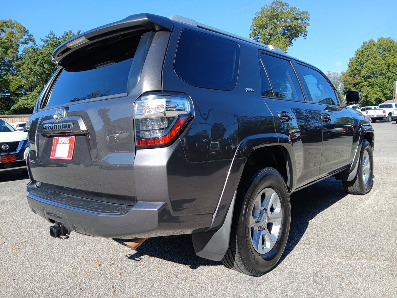 Used 2018 Toyota 4Runner SR5 RWD image 6
