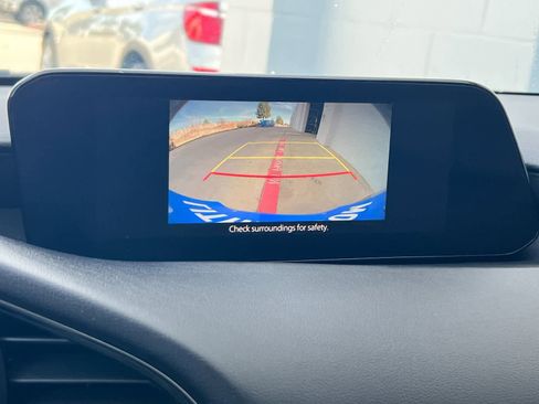 Used 2024 MAZDA MAZDA3 s image 18