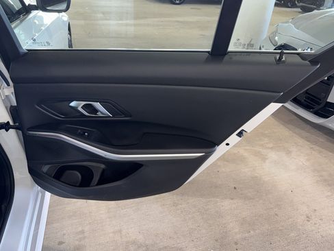 Certified 2025 BMW 330i Sedan image 11