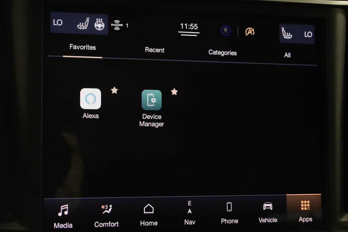 Used 2022 Maserati Levante Modena AWD/4WD image 31