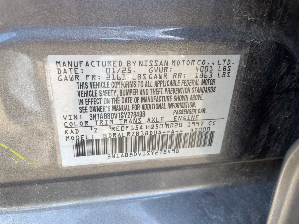 Used 2025 Nissan Sentra SR FWD image 31