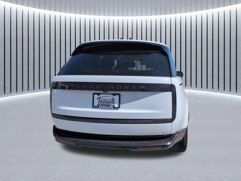 Used 2024 Land Rover Range Rover SE AWD/4WD image 7