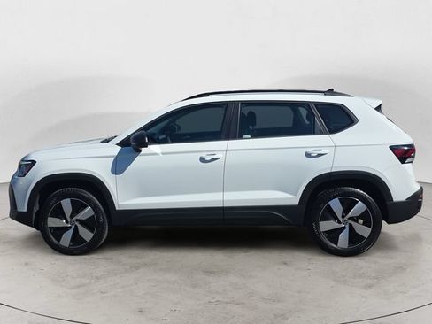 Used 2025 Volkswagen Taos S AWD/4WD image 2