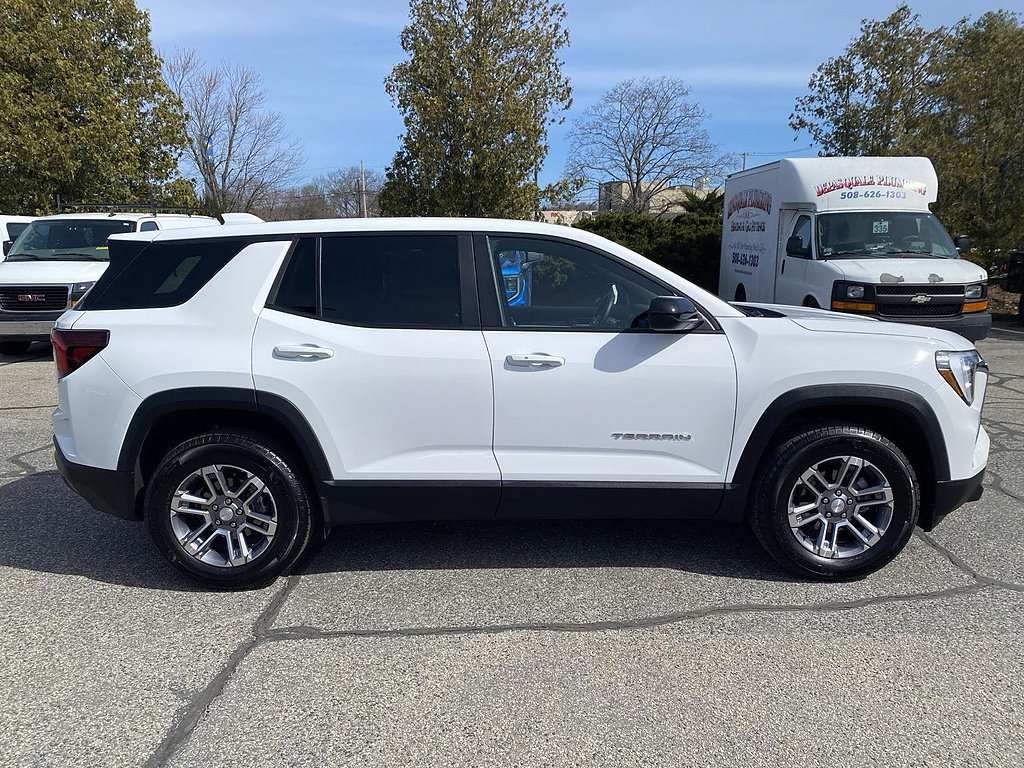 Used 2026 GMC Terrain Elevation AWD/4WD image 8