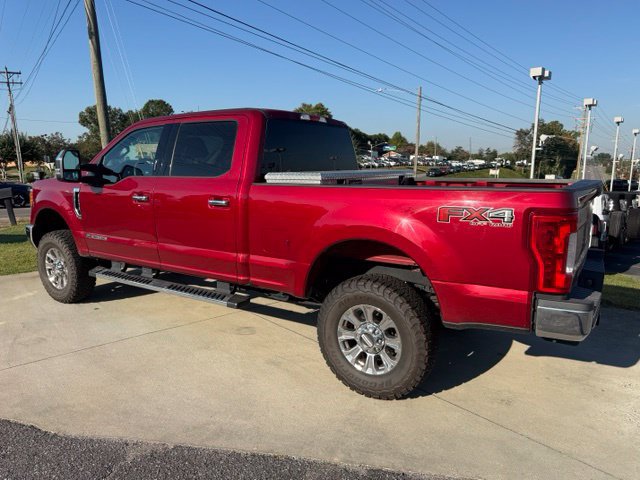 Used 2017 Ford F250 XLT w/ XLT Premium Package AWD/4WD image 7