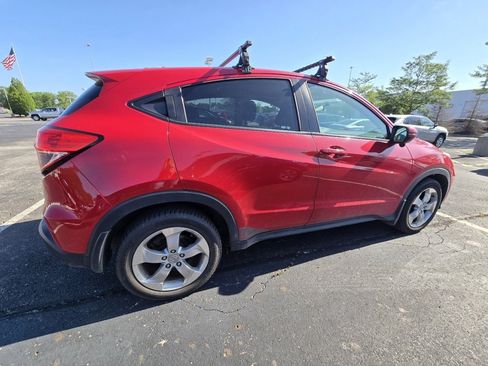 Used 2016 Honda HR-V EX image 7