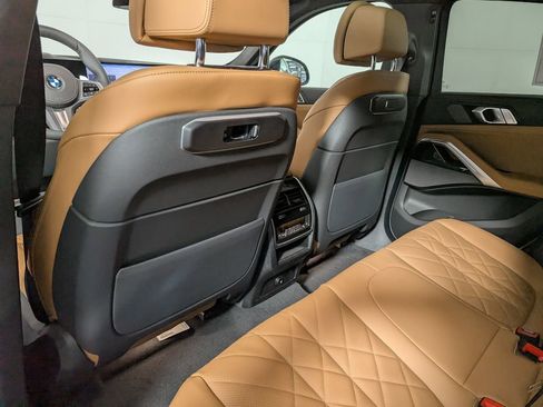 New 2026 BMW X6 xDrive40i image 30