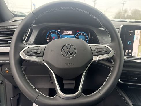 New 2026 Volkswagen Atlas Cross Sport SEL AWD/4WD image 19