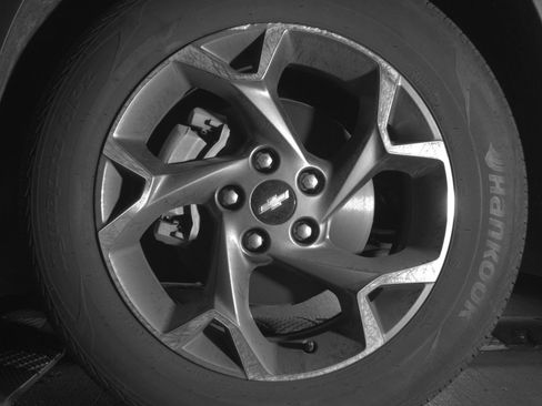 Used 2025 Chevrolet Trax LT FWD image 12