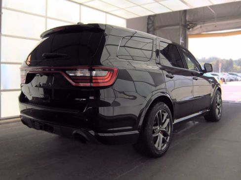 Used 2019 Dodge Durango SRT w/ Technology Group AWD/4WD image 4