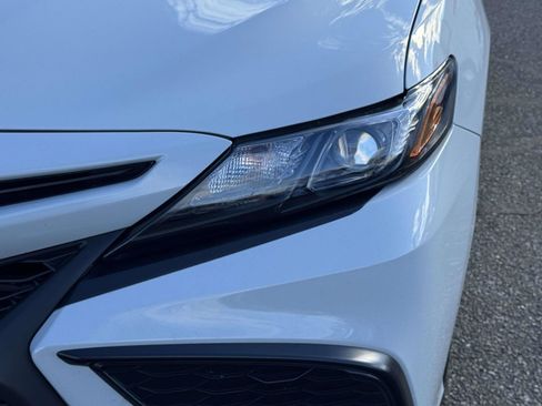 Certified 2023 Toyota Camry SE image 6