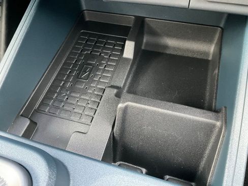 New 2025 Ford Maverick Lariat w/ Black Appearance Package image 45