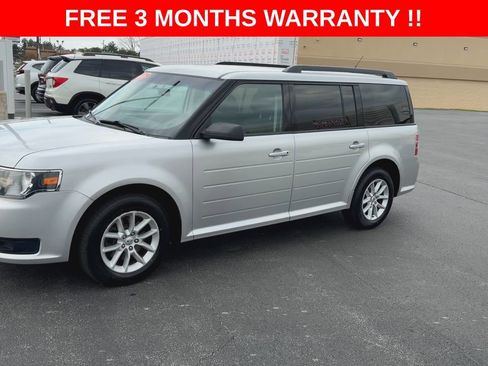 Used 2016 Ford Flex SE image 4