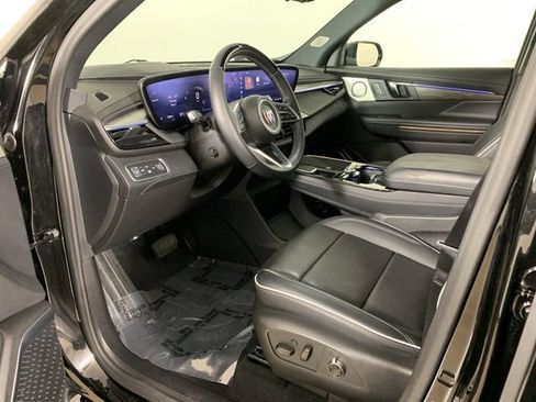 Used 2025 Buick Enclave Avenir w/ Super Cruise Package AWD/4WD image 31
