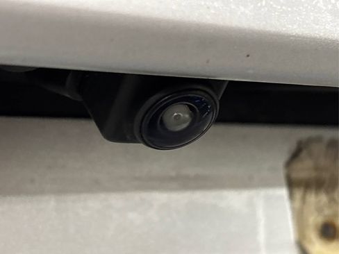 Used 2022 Nissan Rogue SL w/ SL Premium Package image 17