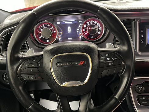Used 2015 Dodge Challenger SXT w/ Super Sport Group (SS/T) RWD image 4