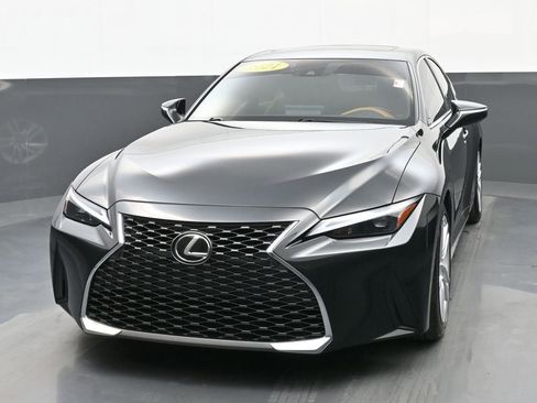 Used 2021 Lexus IS 300 w/ Comfort Package image 7