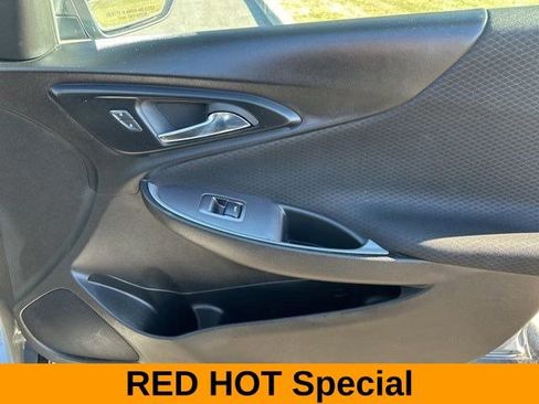 Used 2023 Chevrolet Malibu LT FWD image 44
