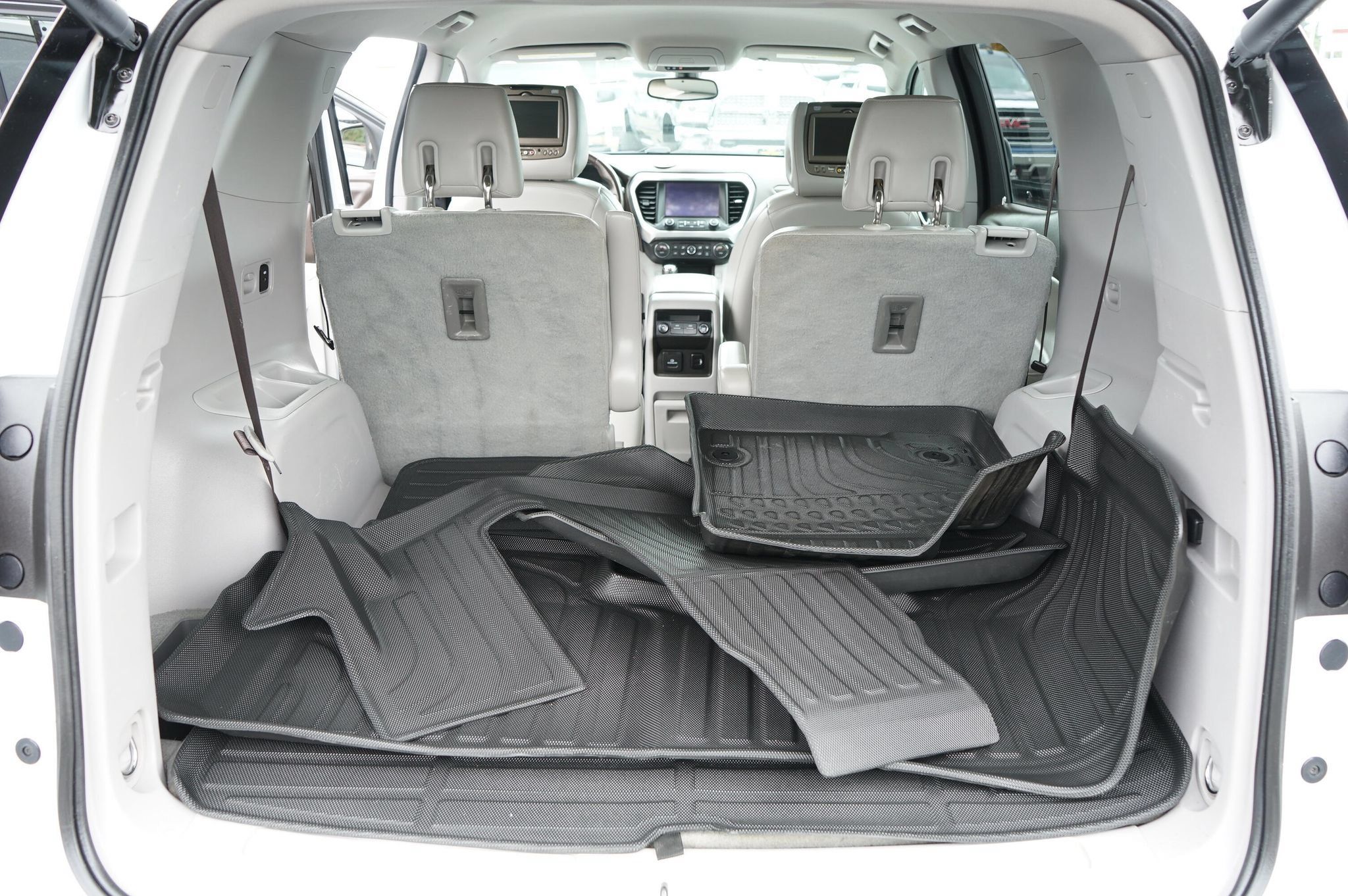 Used 2017 GMC Acadia SLT AWD/4WD image 22