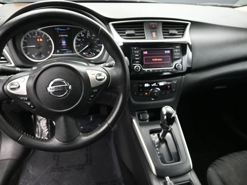 Used 2018 Nissan Sentra SV image 19