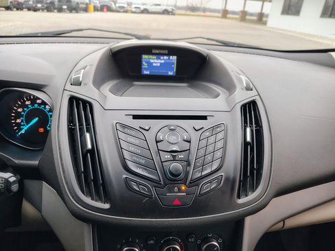 Used 2014 Ford Escape SE image 2