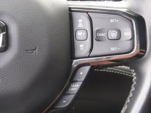 Used 2025 RAM 1500 Limited image 61