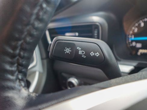 Used 2022 Ford Explorer XLT w/ Equipment Group 202A image 24