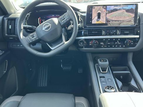 New 2026 Nissan Pathfinder Platinum AWD/4WD image 35
