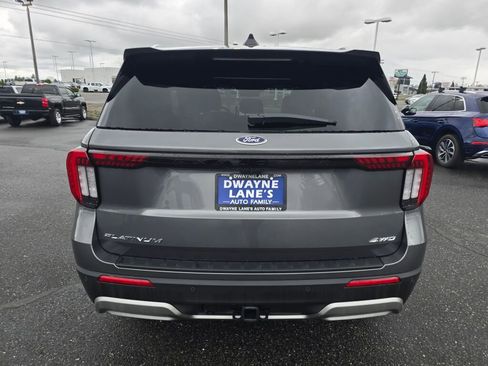 Used 2025 Ford Explorer Platinum AWD/4WD image 6