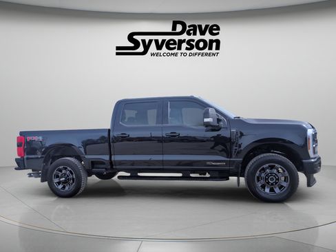 Used 2024 Ford F250 Lariat w/ Sport Appearance Package AWD/4WD image 4