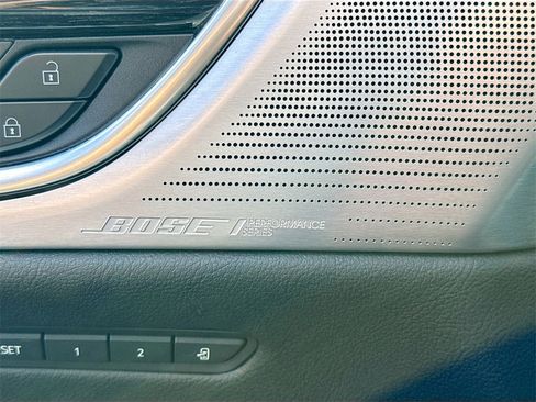 Used 2023 Cadillac XT5 Premium Luxury image 19