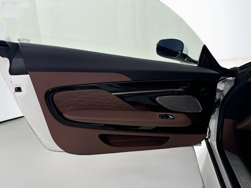 Used 2024 Aston Martin DB12 Coupe RWD image 15