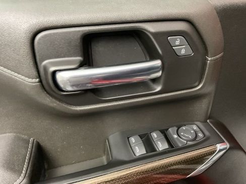 Certified 2022 Chevrolet Silverado 1500 LT Trail Boss w/ Convenience Package II image 11