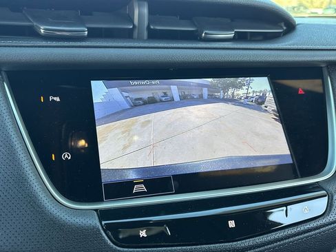 Used 2021 Cadillac XT5 Premium Luxury image 15