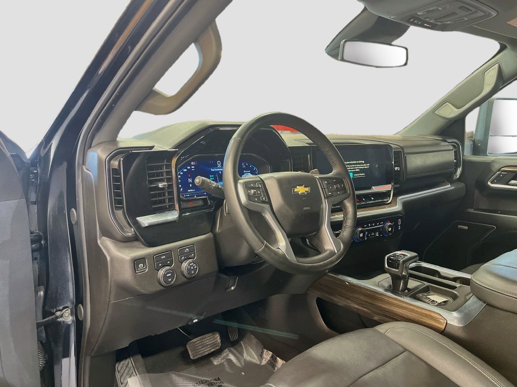 Used 2024 Chevrolet Silverado 1500 RST w/ Convenience Package II AWD/4WD image 9