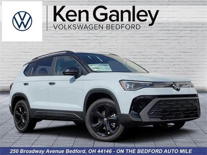 New 2025 Volkswagen Taos SE