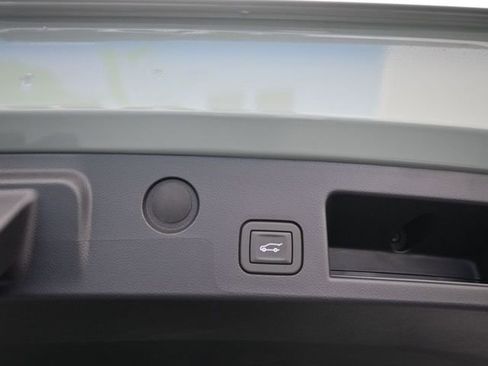 New 2026 Chevrolet Equinox ACTIV w/ Convenience Package III image 9