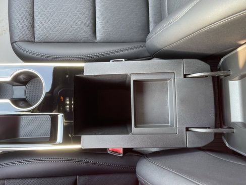 New 2026 Chevrolet Equinox LT w/ Convenience Package II image 19