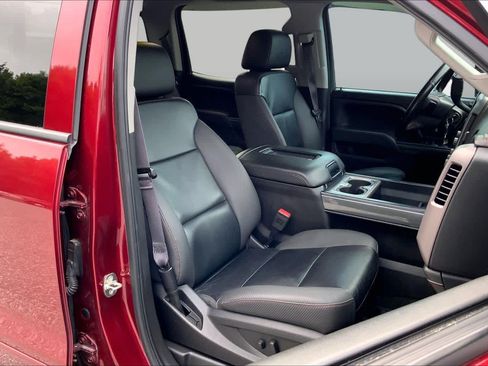 Used 2017 GMC Sierra 1500 SLT AWD/4WD image 9