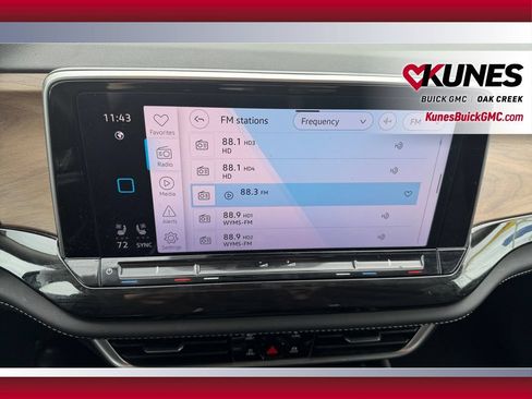 Used 2025 Volkswagen Atlas SE FWD image 27