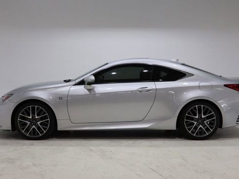 Used 2016 Lexus RC 200t RWD image 4