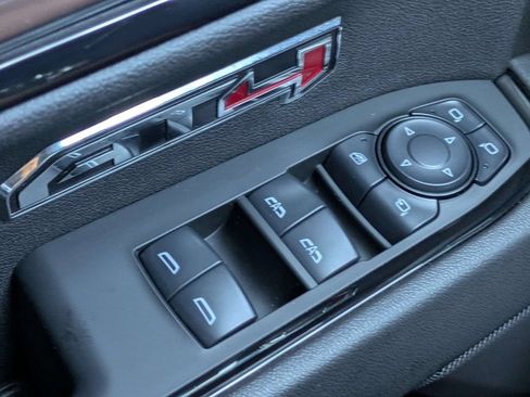 Used 2024 GMC Sierra 1500 AT4 w/ Technology Package AWD/4WD image 26