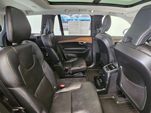 Certified 2022 Volvo XC90 T8 Inscription Expression w/ Advanced Package image 15