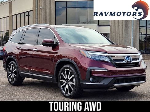 Used 2021 Honda Pilot Touring image 1