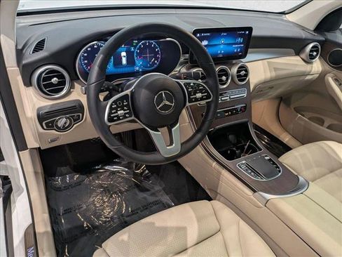 Certified 2022 Mercedes-Benz GLC 300 4MATIC image 10